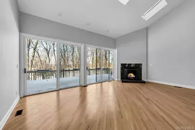 3 Willada Lane, Glen Cove, NY 11542 - Photo 2