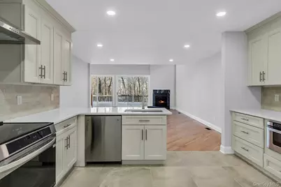 3 Willada Lane, Glen Cove, NY 11542 - Photo 8