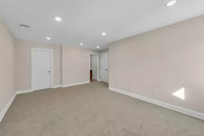 3 Willada Lane, Glen Cove, NY 11542 - Photo 26