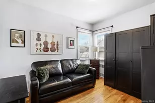 64 W Fenimore St, Valley Stream, NY 11580 - Photo 12