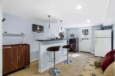 64 W Fenimore Street, Valley Stream, NY 11580 - Photo 22