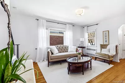 64 W Fenimore Street, Valley Stream, NY 11580 - Photo 6