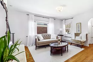 64 W Fenimore St, Valley Stream, NY 11580 - Photo 6