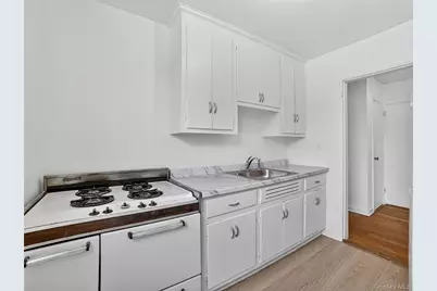 751 N Broadway #2D, Hastings on Hudson, NY 10706 - Photo 12