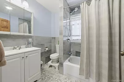 96 Gordon Street, Yonkers, NY 10701 - Photo 16