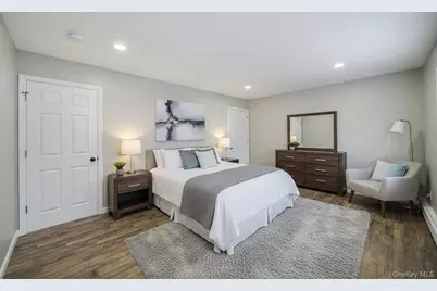 130 5th Avenue, Bay Shore, NY 11706 - Photo 12