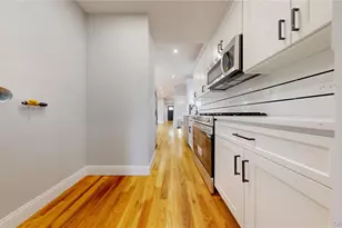 136-11 Brookville Blvd, Rosedale, NY 11422 - Photo 8