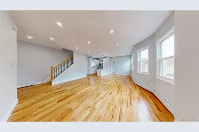 136-11 Brookville Boulevard, Rosedale, NY 11422 - Photo 6