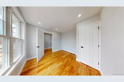 136-11 Brookville Boulevard, Rosedale, NY 11422 - Photo 12