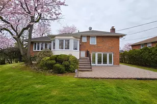 117 Olive Ln, Manhasset Hills, NY 11040 - Photo 46