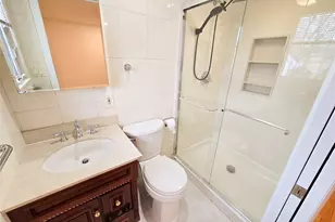 117 Olive Ln, Manhasset Hills, NY 11040 - Photo 20