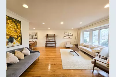 117 Olive Lane, Manhasset Hills, NY 11040 - Photo 4