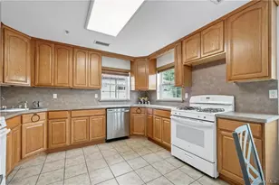 8 Elm St, Spring Valley, NY 10977 - Photo 8