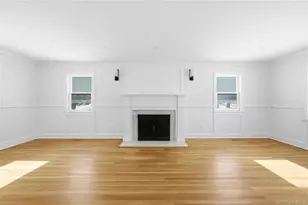 75 Centerport Rd, Greenlawn, NY 11740 - Photo 12