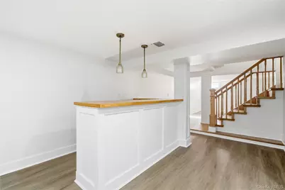 75 Centerport Road, Greenlawn, NY 11740 - Photo 34