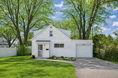 136 N Delaware Avenue, Lindenhurst, NY 11757 - Photo 1