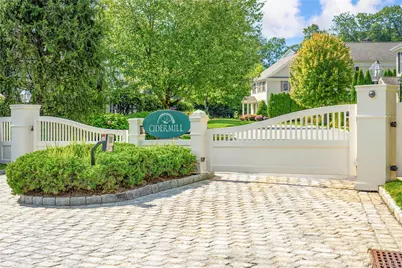 14 Cider Mill Circle, Armonk, NY 10504 - Photo 2