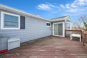 109 Utica St, Bay Shore, NY 11706 - Photo 34