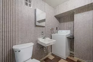 109 Utica St, Bay Shore, NY 11706 - Photo 30