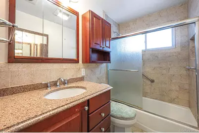 109 Utica Street, Bay Shore, NY 11706 - Photo 22