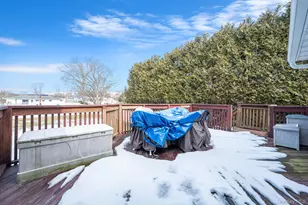 109 Utica St, Bay Shore, NY 11706 - Photo 40