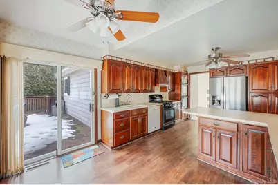 109 Utica Street, Bay Shore, NY 11706 - Photo 14