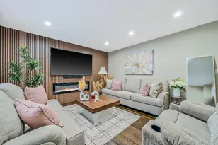 9 Amfer Ct, Bay Shore, NY 11706 - Photo 4