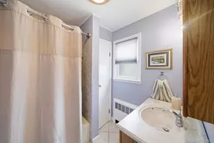 180 25th St, Copiague, NY 11726 - Photo 10