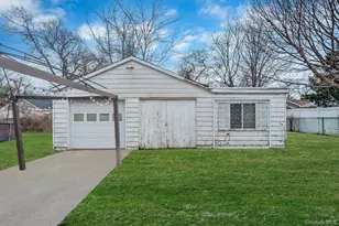 180 25th St, Copiague, NY 11726 - Photo 28