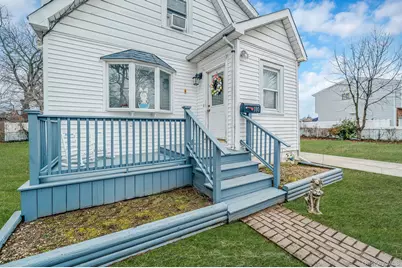 180 25th Street, Copiague, NY 11726 - Photo 4