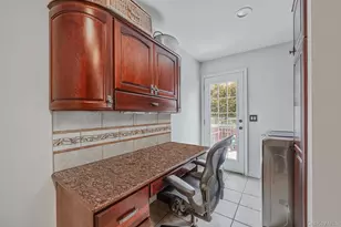 19 Lindsey Pl, Holbrook, NY 11741 - Photo 20