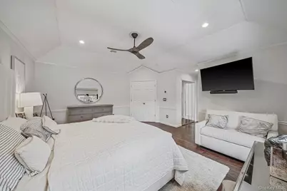 19 Lindsey Place, Holbrook, NY 11741 - Photo 22