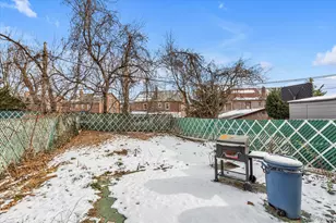 117-21 Francis Lewis Blvd, Cambria Heights, NY 11411 - Photo 14