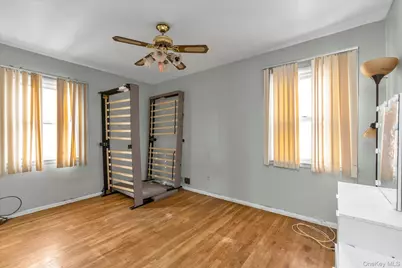 117-21 Francis Lewis Boulevard, Cambria Heights, NY 11411 - Photo 8