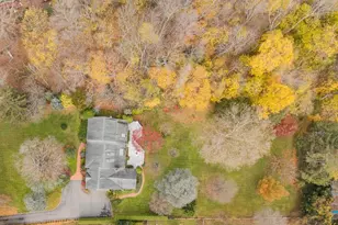 336 W Hills Rd, Huntington, NY 11743 - Photo 2