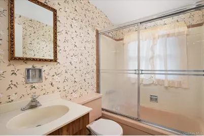 336 W Hills Road, Huntington, NY 11743 - Photo 24