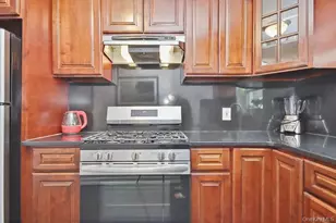 485 Webster Ave, New Rochelle, NY 10801 - Photo 6