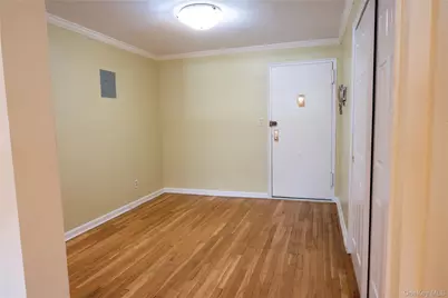 50 Brompton Road #2H, Great Neck, NY 11021 - Photo 2