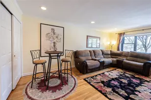 50 Brompton Rd, Great Neck, NY 11021 - Photo 8