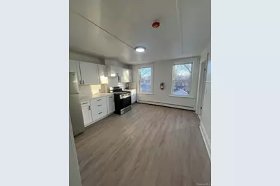 107 Benkard Avenue, Newburgh, NY 12550 - Photo 2