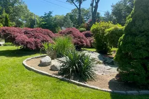 1275 Williams Dr, Shrub Oak, NY 10588 - Photo 2