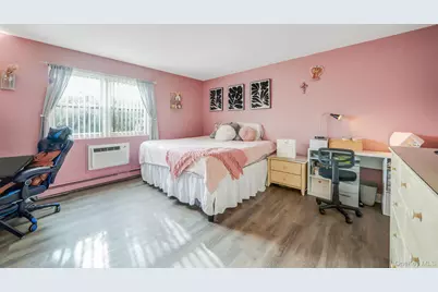 100 Connetquot Avenue #7, East Islip, NY 11730 - Photo 14