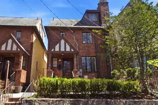 8 Parkway Dr, Pelham, NY 10803 - Photo 2