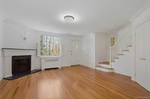 8 Parkway Dr, Pelham, NY 10803 - Photo 4