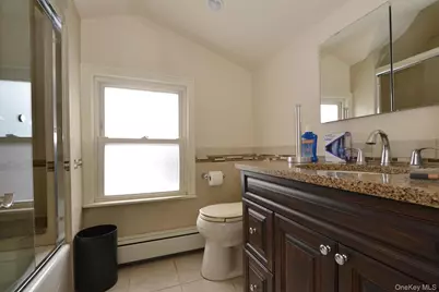 463 S Bayview Avenue, Freeport, NY 11520 - Photo 4