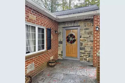 21 Norwood Road, Yonkers, NY 10710 - Photo 6