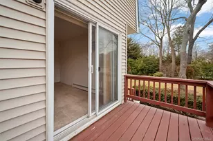 252 Village Dr, Hauppauge, NY 11788 - Photo 16