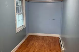 49 Manor Rd, Valley Stream, NY 11580 - Photo 8