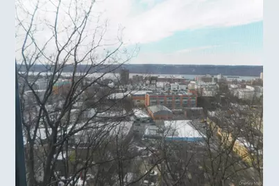 47 Alta Avenue #2F, Yonkers, NY 10705 - Photo 8