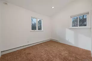 43 Madeline Rd, Ridge, NY 11961 - Photo 18